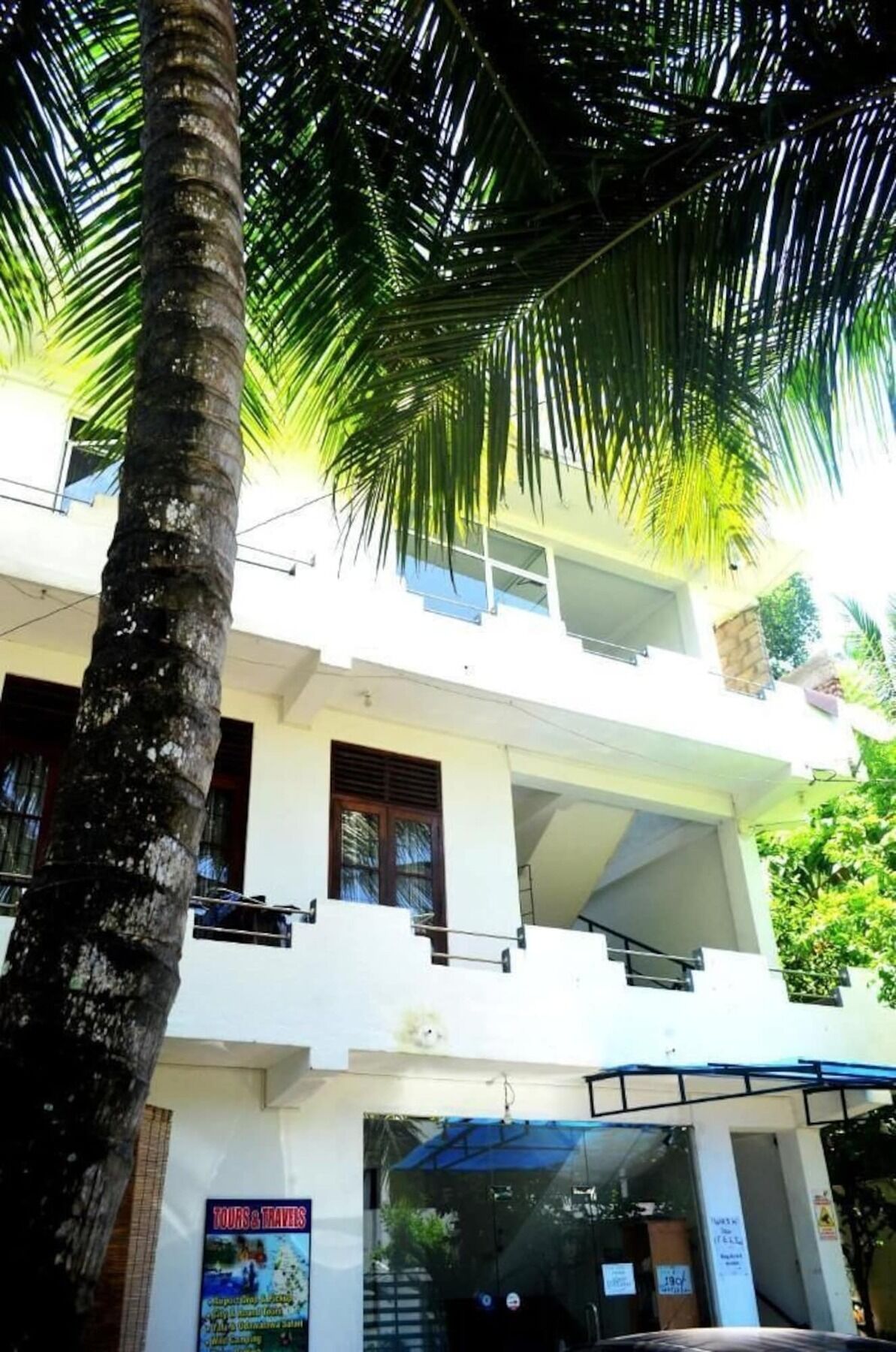 Holiday Inn Unawatuna Exterior photo